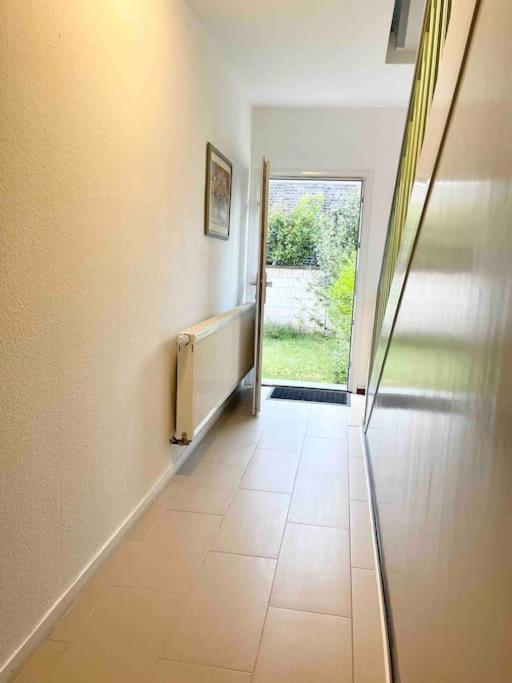 Duesseldorf Messe And Airport, 2-Bedroom Apartment With Kitchen And Garden Duisburg Exterior photo